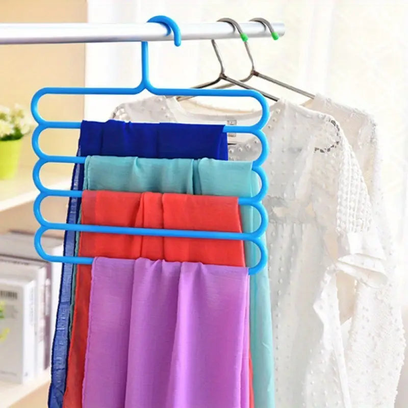 Set of 5 Space Saving 5 Layer Hangers with Anti-Slip Plastic